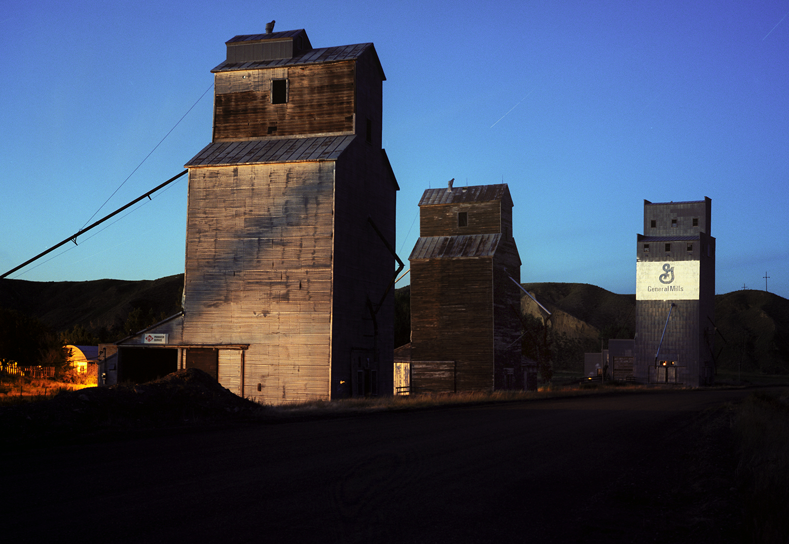 Works Mt industry Grain line twi 2